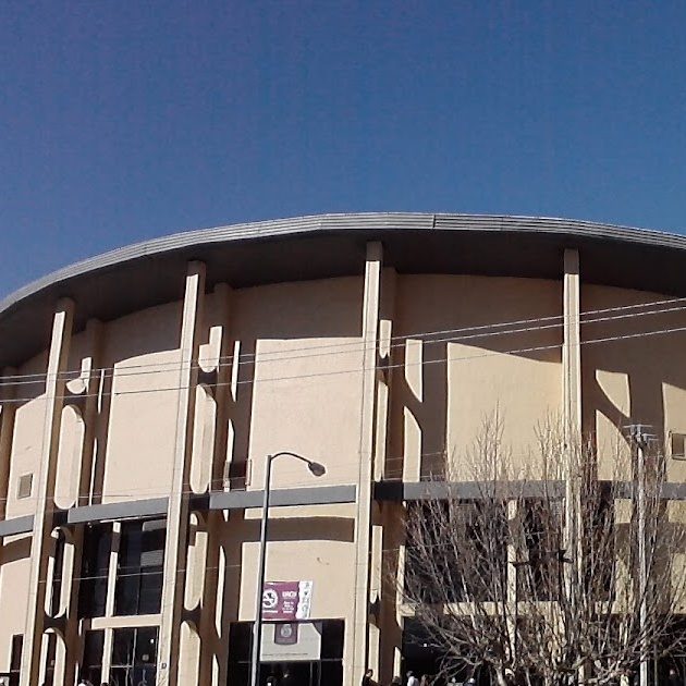 Gimnasio Manuel Bernardo Aguirre